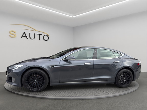Tesla Model S 5 of 30