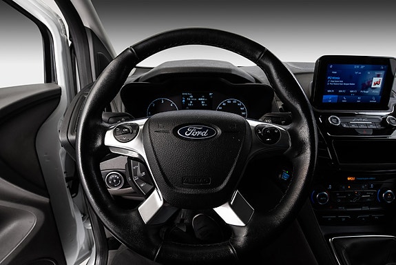 Ford Transit Connect 20 of 24
