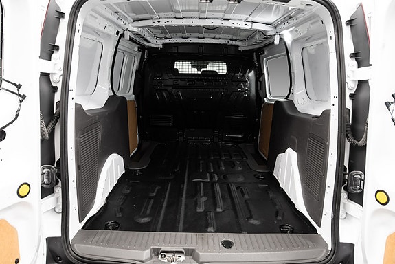 Ford Transit Connect 9 of 24