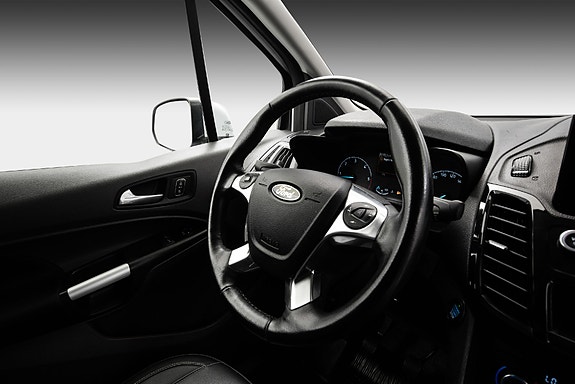 Ford Transit Connect 21 of 24
