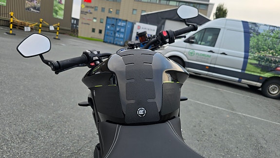 Triumph Street Triple RS 765 15 of 25