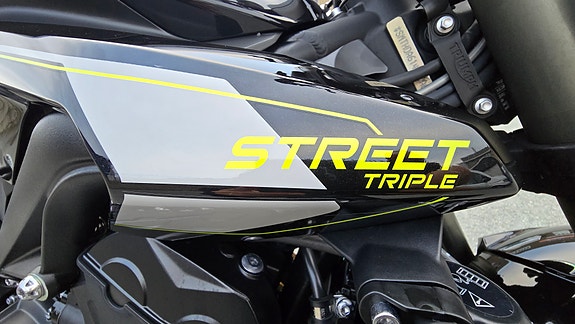 Triumph Street Triple RS 765 17 of 25