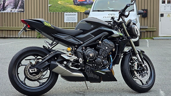 Triumph Street Triple RS 765 5 of 25