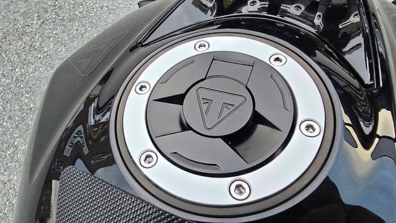 Triumph Street Triple RS 765 14 of 25