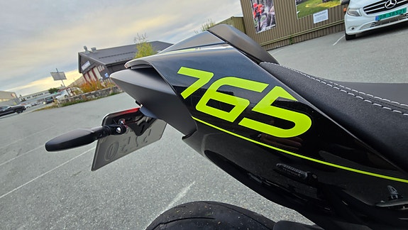 Triumph Street Triple RS 765 18 of 25