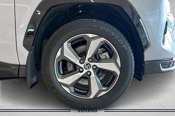 Toyota RAV4 15 of 16