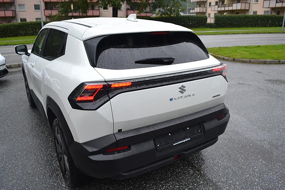 Suzuki Vitara 5 of 18