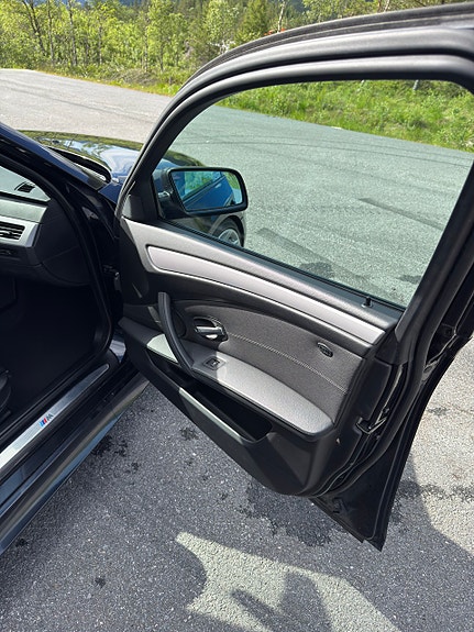 BMW 525d 21 of 30