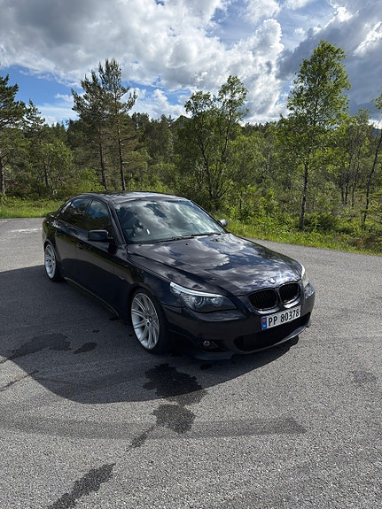 BMW 525d 3 of 30