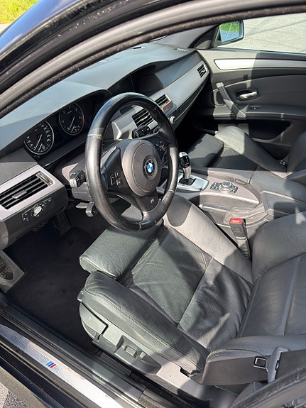 BMW 525d 14 of 30