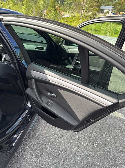 BMW 525d 19 of 30