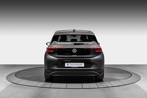 Volkswagen ID.3 4 of 28
