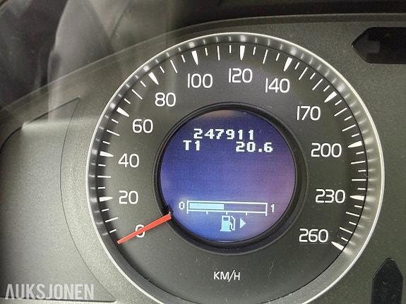 Volvo V70 21 of 30