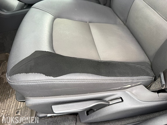 Volvo V70 15 of 30
