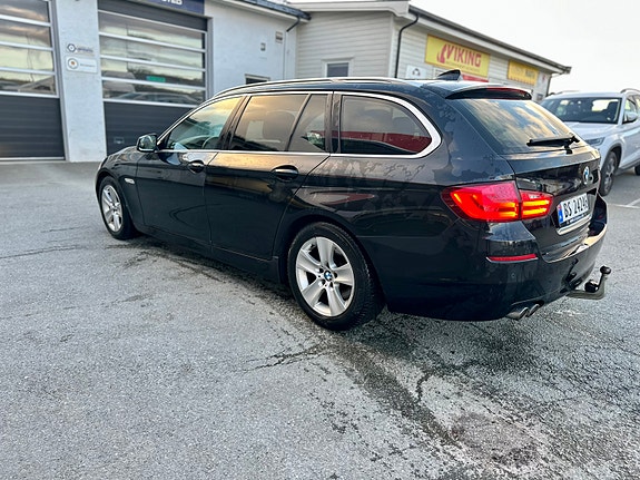 BMW 520d 4 of 16