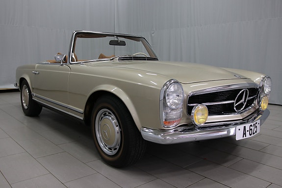 Mercedes-Benz SL 4 of 30