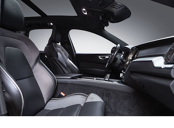Volvo XC60 29 of 30
