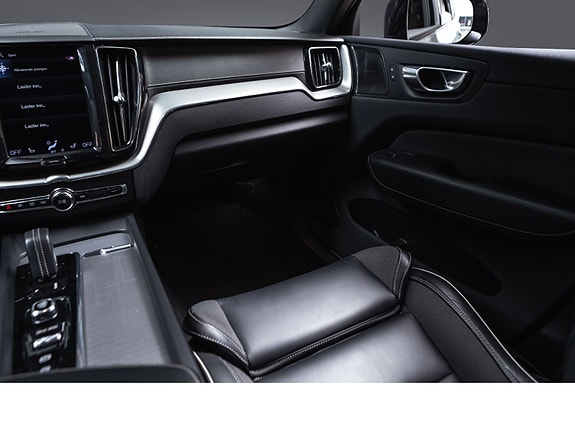 Volvo XC60 27 of 30