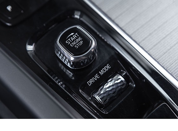 Volvo XC60 20 of 30