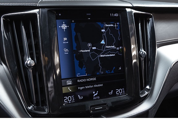 Volvo XC60 15 of 30