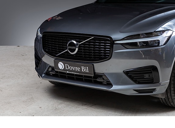 Volvo XC60 2 of 30