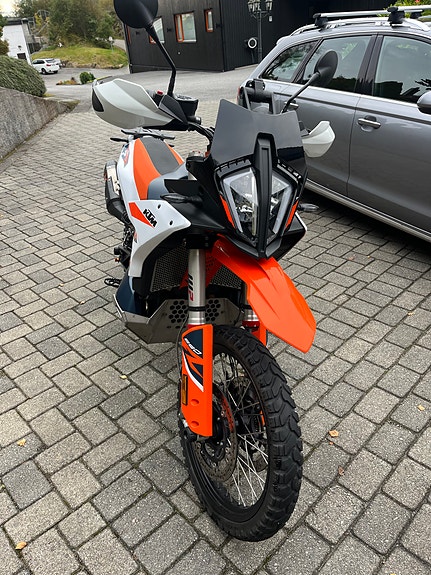 KTM 890 Adventure R 3 of 29