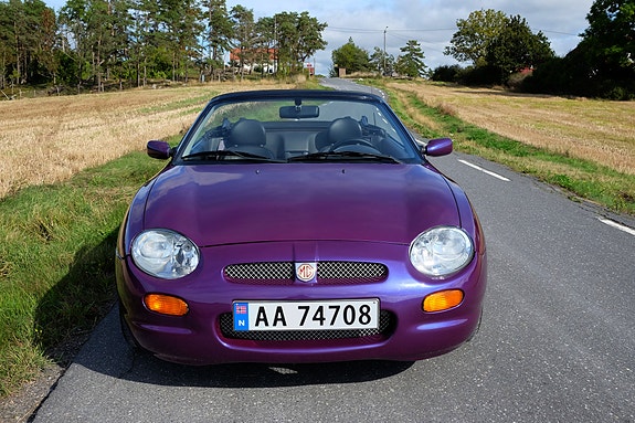 MG F 8 of 23