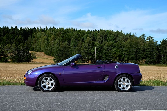 MG F 11 of 23