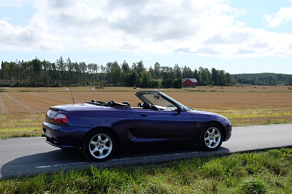 MG F 6 of 23