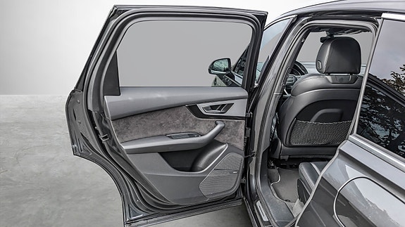 Audi Q7 15 of 23