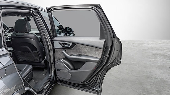 Audi Q7 18 of 23