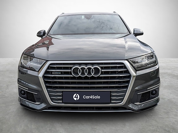 Audi Q7 7 of 23