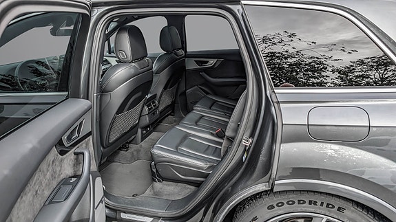Audi Q7 16 of 23
