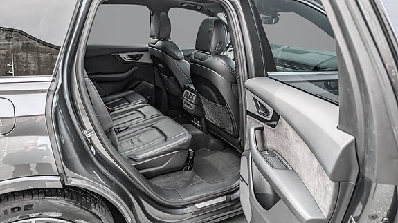 Audi Q7 17 of 23