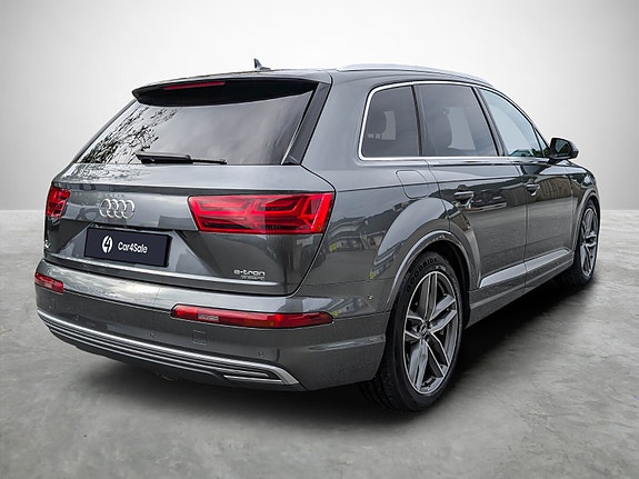Audi Q7 5 of 23