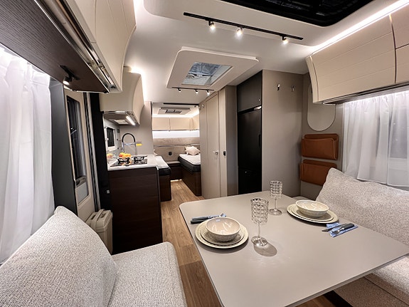Adria ALPINA 583 UL 18 of 30