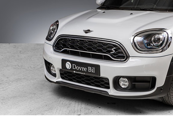 MINI Countryman Cooper SE 2 of 30
