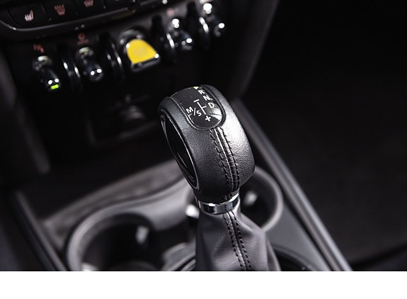 MINI Countryman Cooper SE 21 of 30