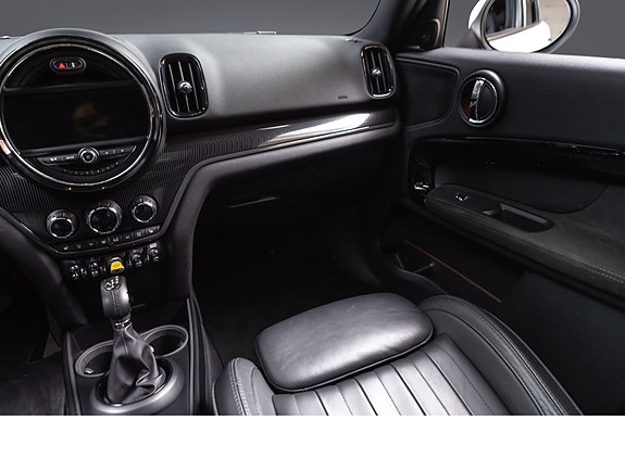 MINI Countryman Cooper SE 29 of 30