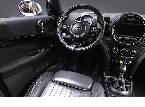 MINI Countryman Cooper SE 28 of 30