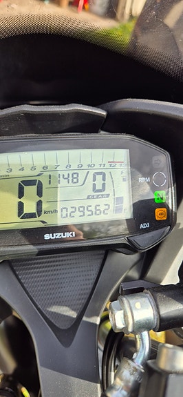 Suzuki GSX-R 125 7 of 8