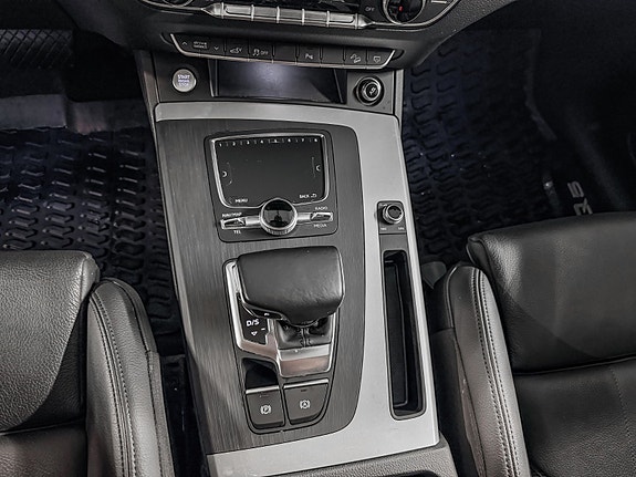 Audi Q5 15 of 27