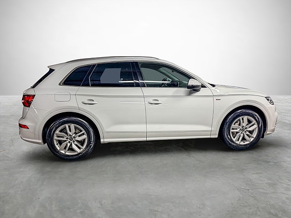 Audi Q5 6 of 27