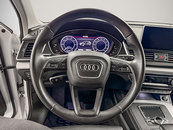 Audi Q5 12 of 27
