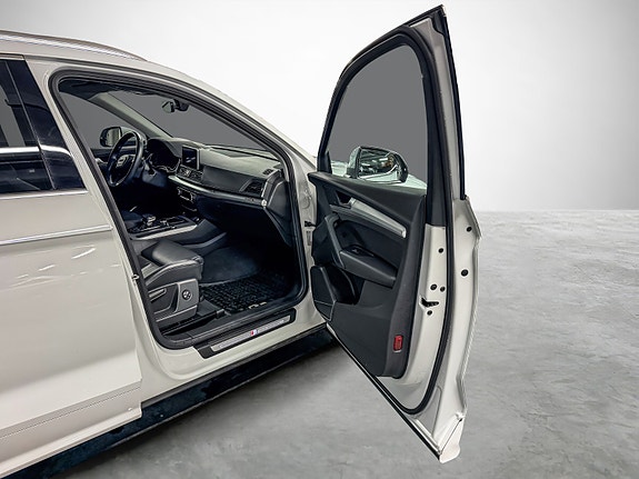 Audi Q5 16 of 27
