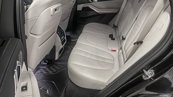 BMW X5 21 of 29
