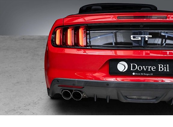 Ford Mustang 17 of 30