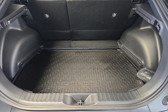 Toyota C-HR 27 of 27