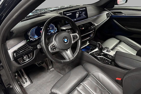 BMW 545e 5 of 13