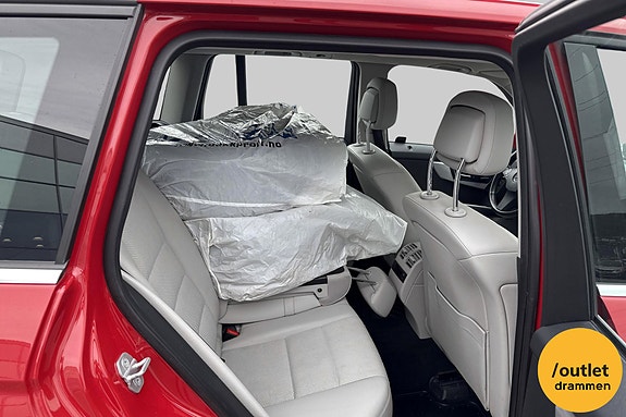 Mercedes-Benz GLK220 11 of 22